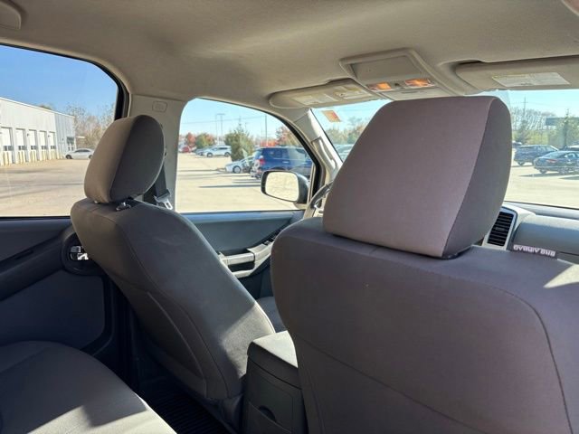 Used 2015 Nissan Xterra X image 9