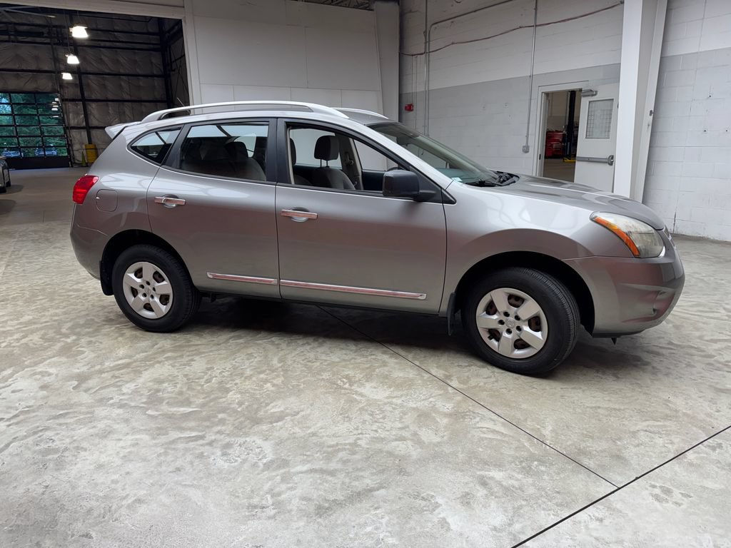 Used 2014 Nissan Rogue S w/ Convenience Package AWD/4WD image 6