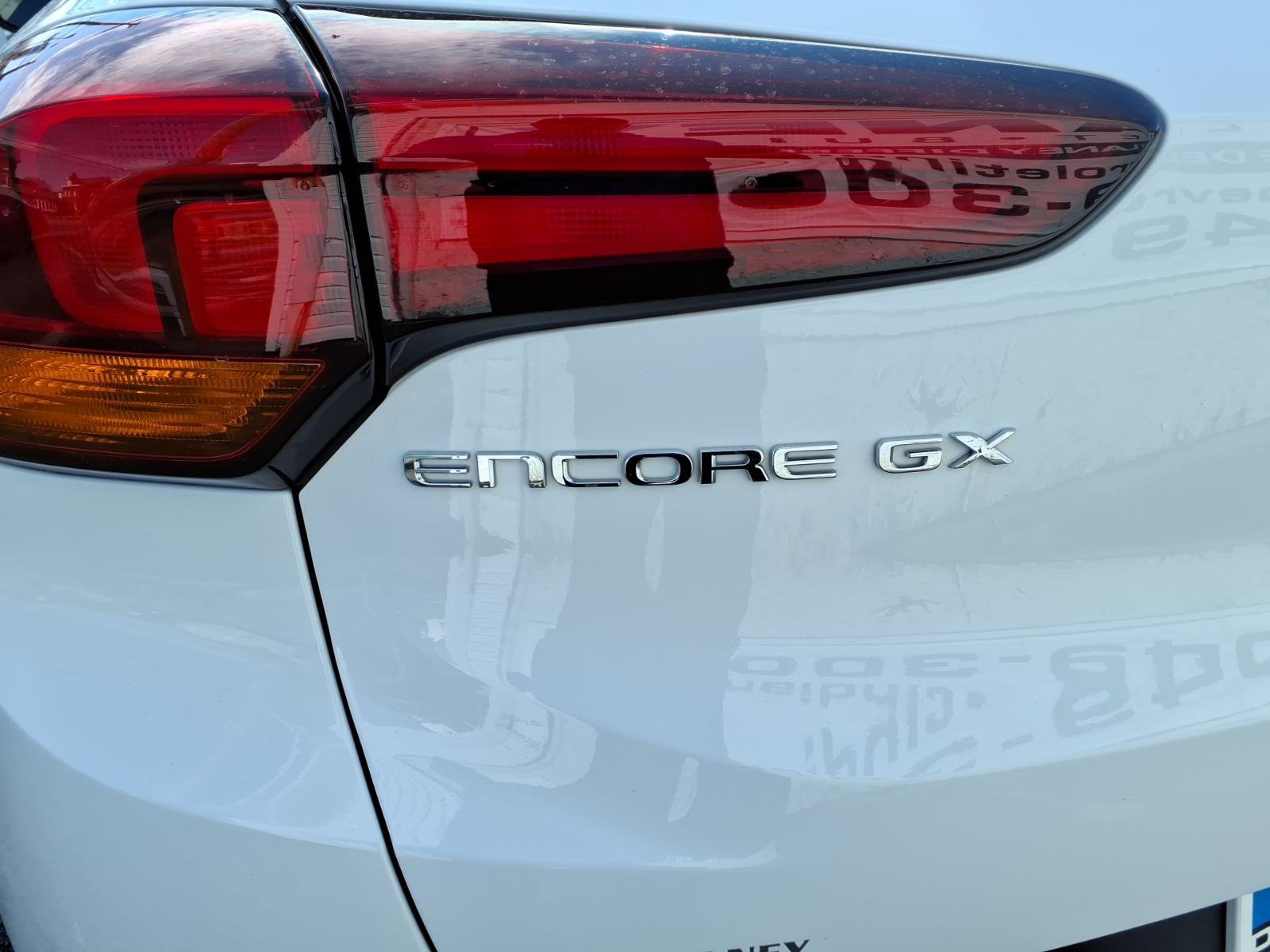 Used 2024 Buick Encore GX Preferred w/ Comfort Package image 14