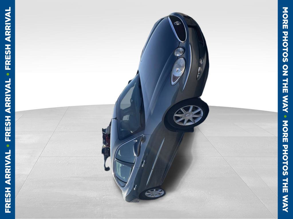 Used 2005 Buick LaCrosse CXS w/ Gold Convenience Package FWD image 1
