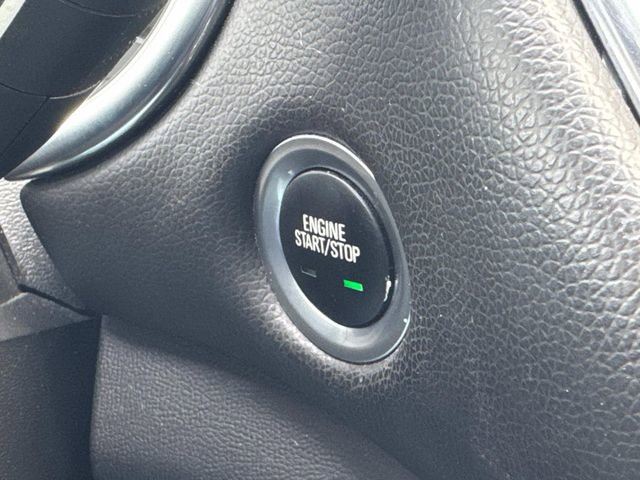 Used 2024 Chevrolet Malibu LT image 34