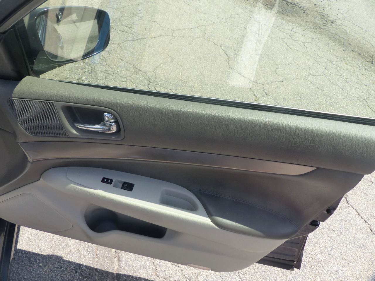Used 2011 INFINITI G25 Journey RWD image 15