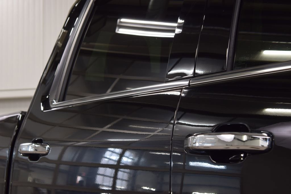 Used 2024 Chevrolet Silverado 2500 LTZ w/ LTZ Plus Package image 22