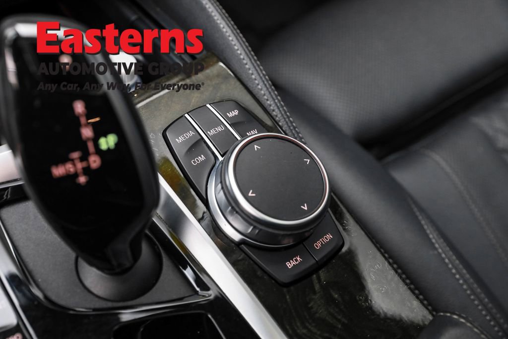 Used 2022 BMW 530i xDrive w/ M Sport Package image 22