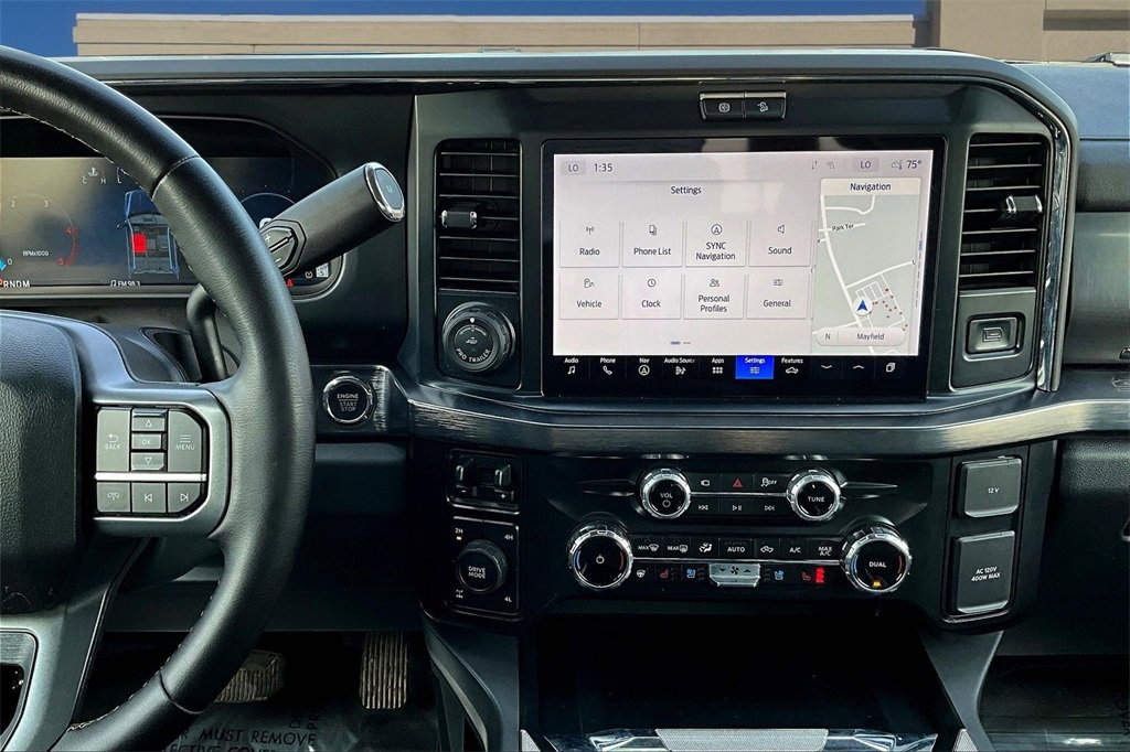 Used 2025 Ford F250 Lariat w/ Lariat Ultimate Package image 11