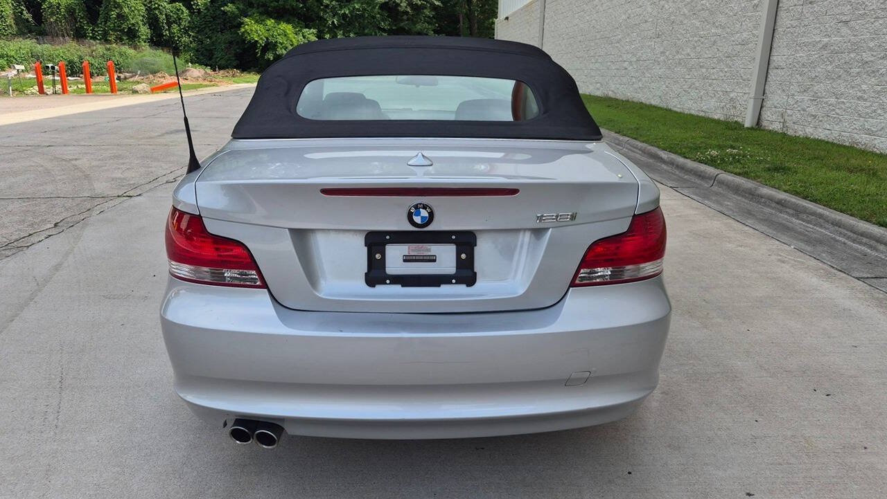 Used 2008 BMW 128i Convertible RWD image 6