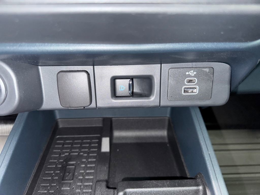 New 2025 Ford Maverick Lariat AWD/4WD image 33