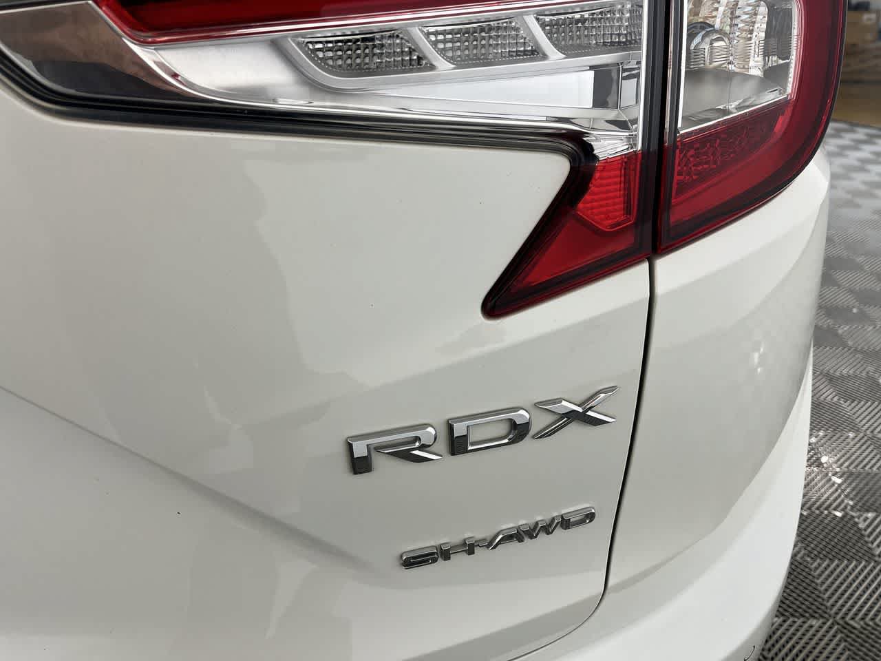Used 2019 Acura RDX w/ Technology Package AWD/4WD image 12