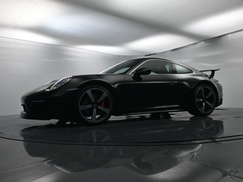 Used 2024 Porsche 911 Carrera S image 40