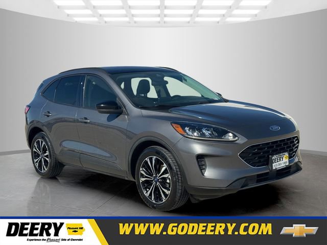 Used 2022 Ford Escape SE w/ SE Sport Appearance Package video 1