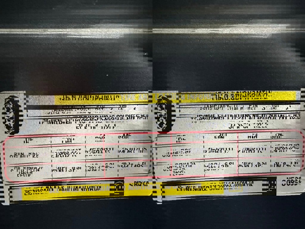 Used 2025 RAM 1500 Laramie image 12