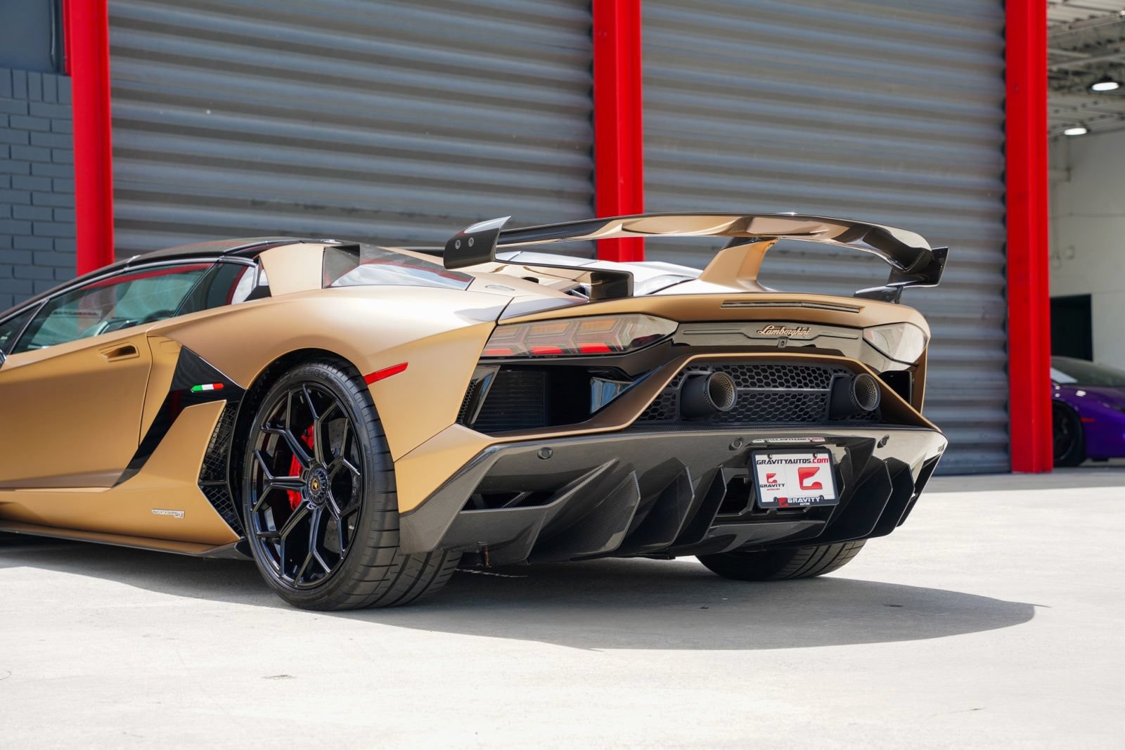 Used 2020 Lamborghini Aventador SVJ AWD/4WD image 22