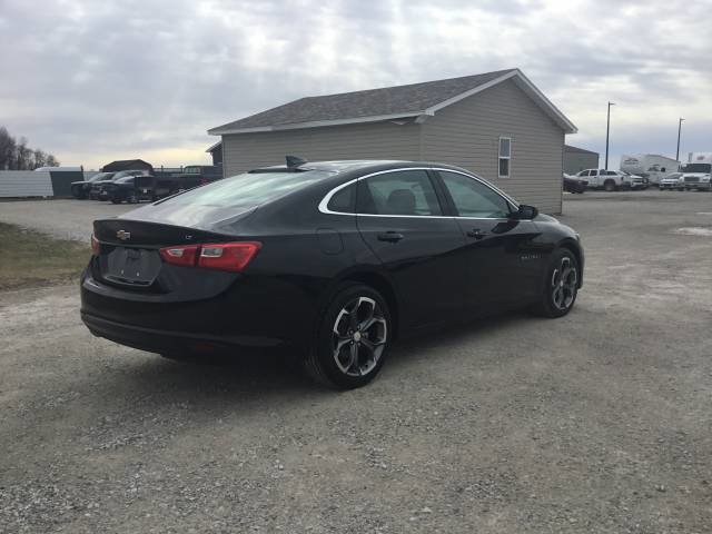 Used 2024 Chevrolet Malibu LT image 3
