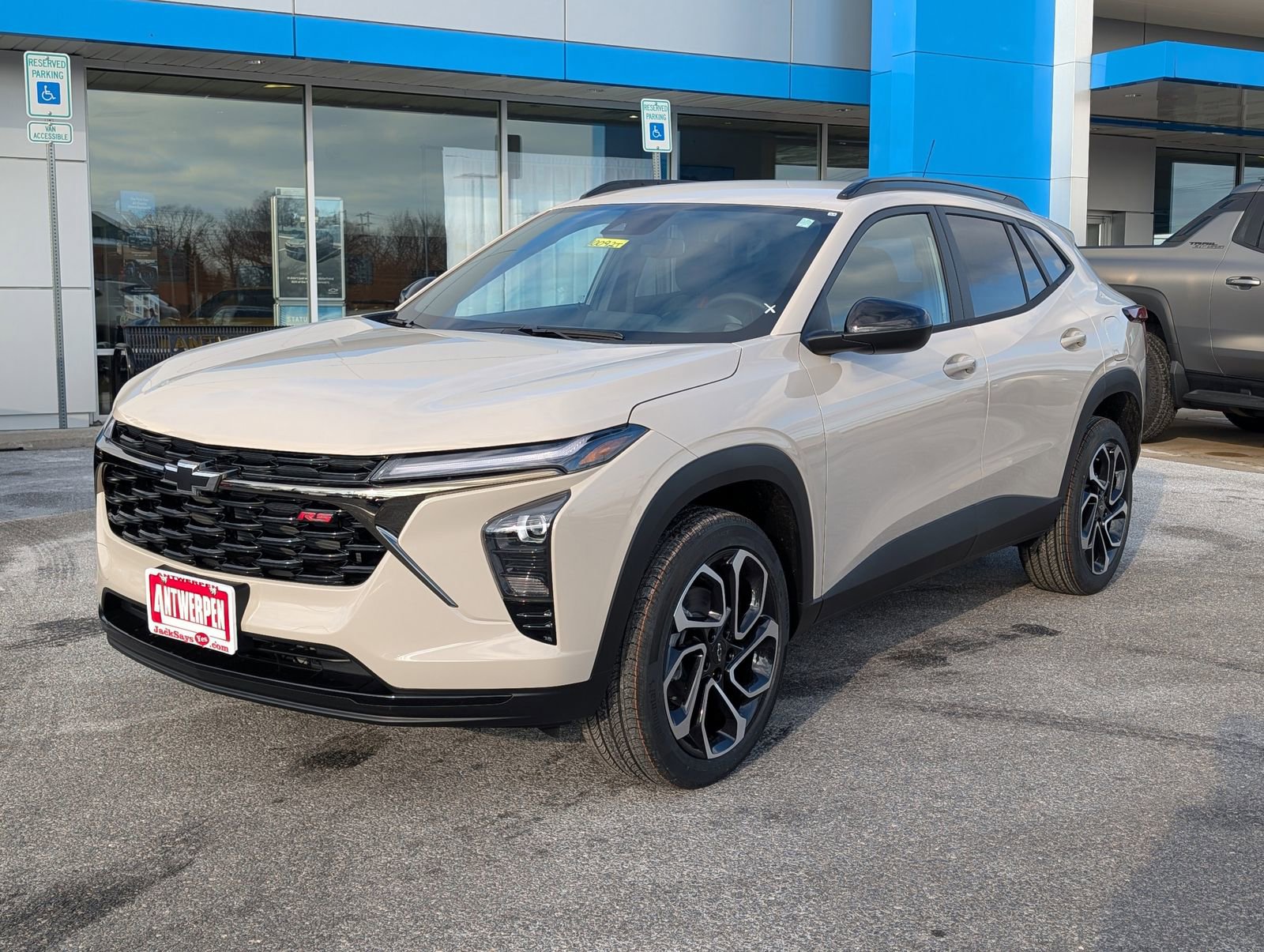 New 2026 Chevrolet Trax RS w/ Driver Confidence Package image 5