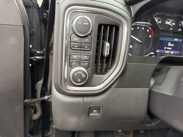 Used 2021 GMC Sierra 1500 Elevation w/ X31 Off-Road Package AWD/4WD image 18