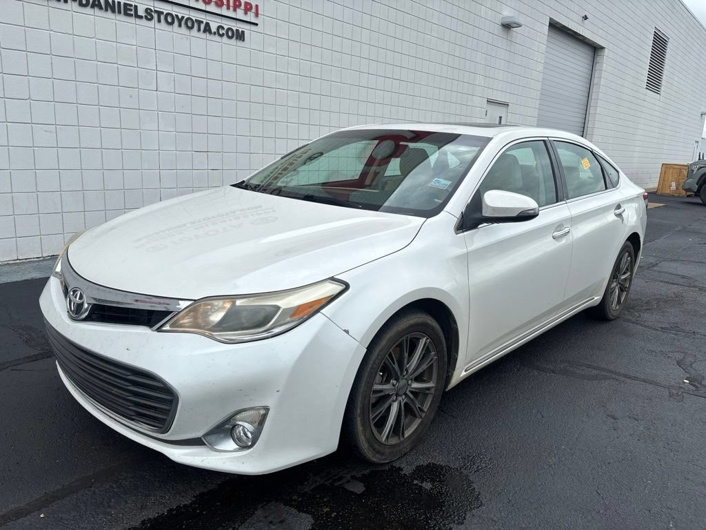 Used 2014 Toyota Avalon XLE Premium FWD image 1
