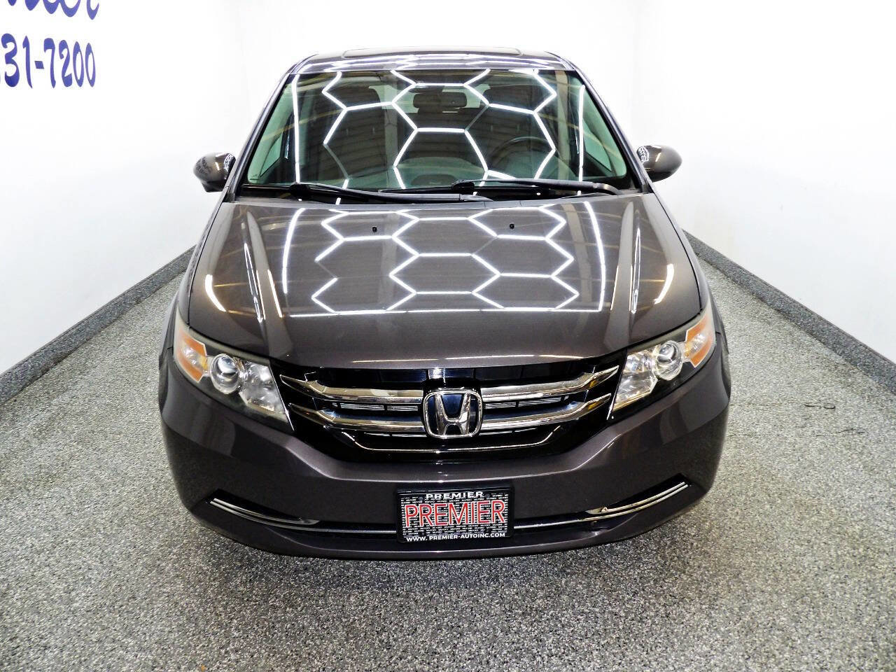 Used 2015 Honda Odyssey EX-L image 2