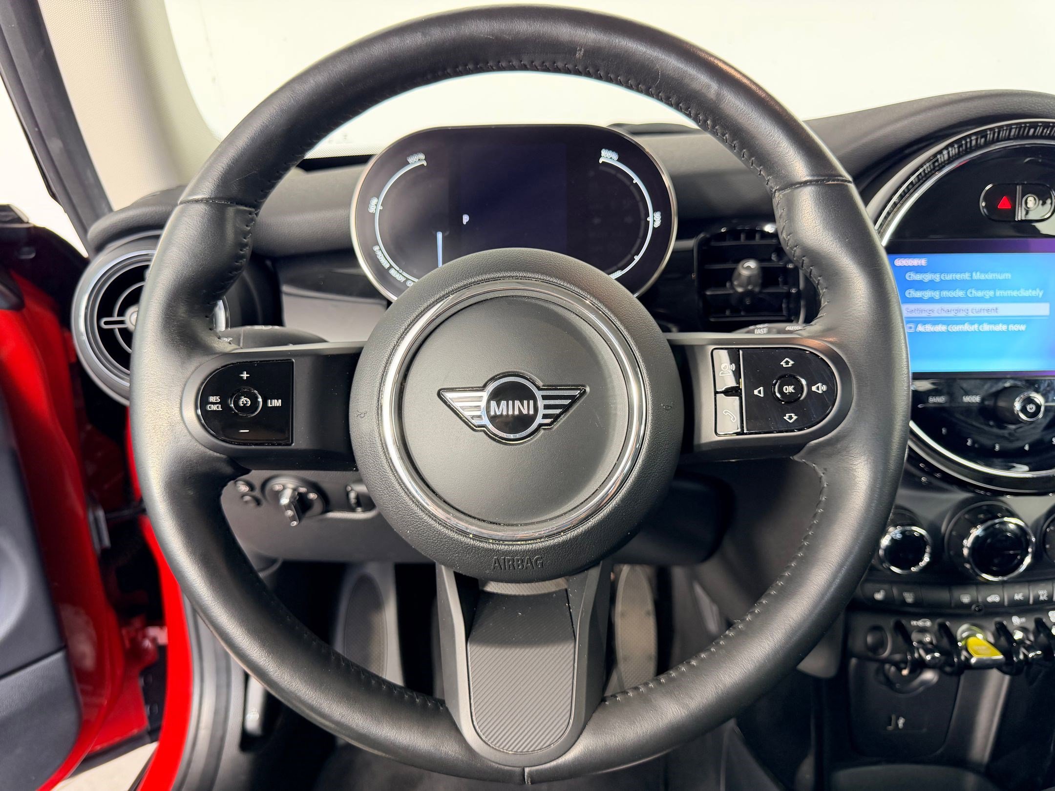 Certified 2024 MINI Cooper SE image 13