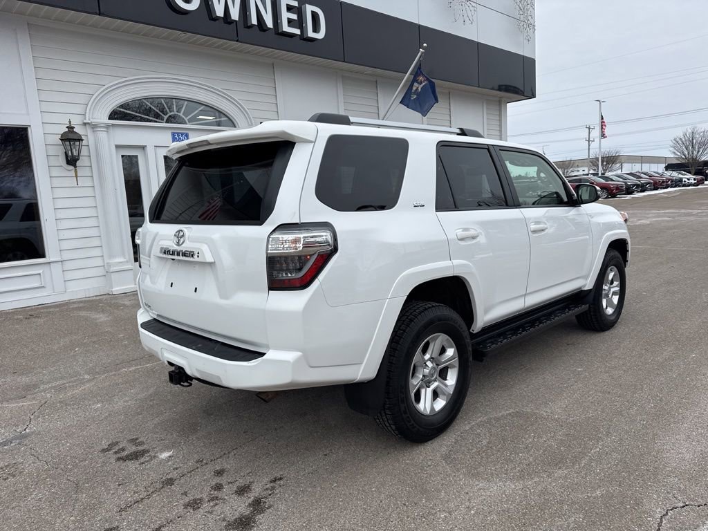 Used 2024 Toyota 4Runner SR5 Premium image 5
