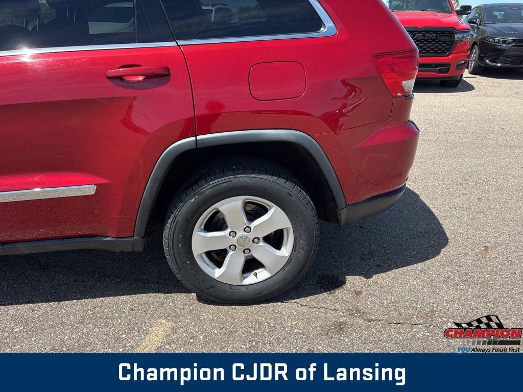 Used 2011 Jeep Grand Cherokee Laredo AWD/4WD image 33