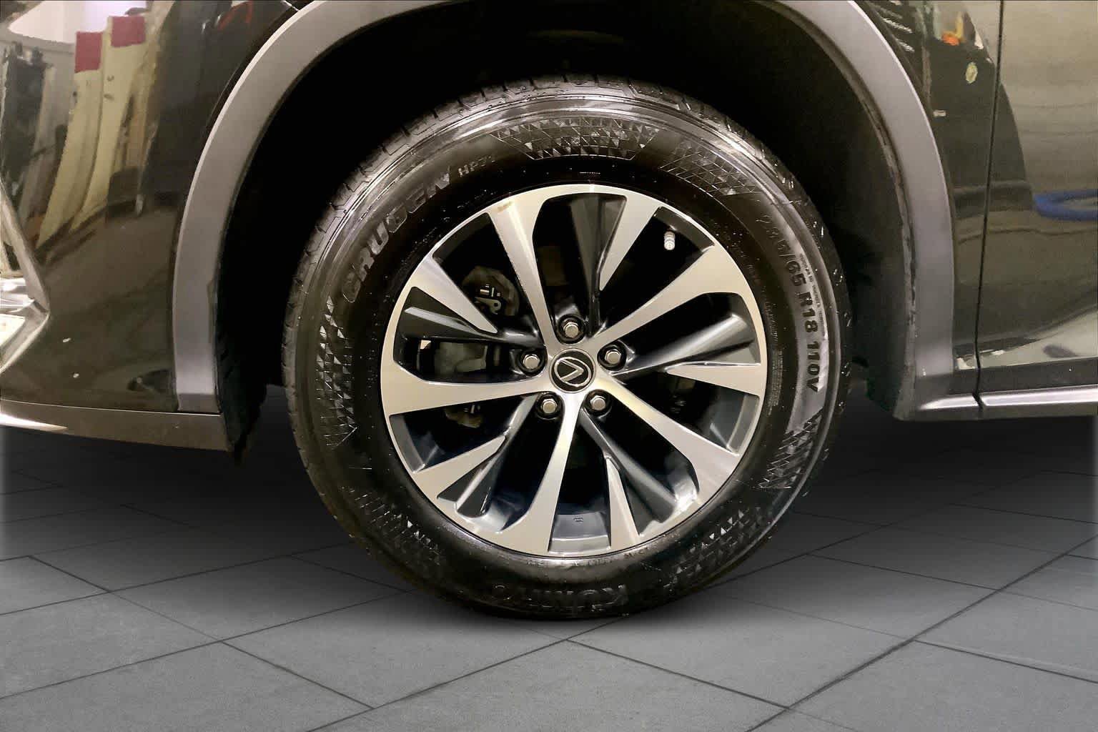 Certified 2022 Lexus RX 350 AWD w/ Premium Package image 11