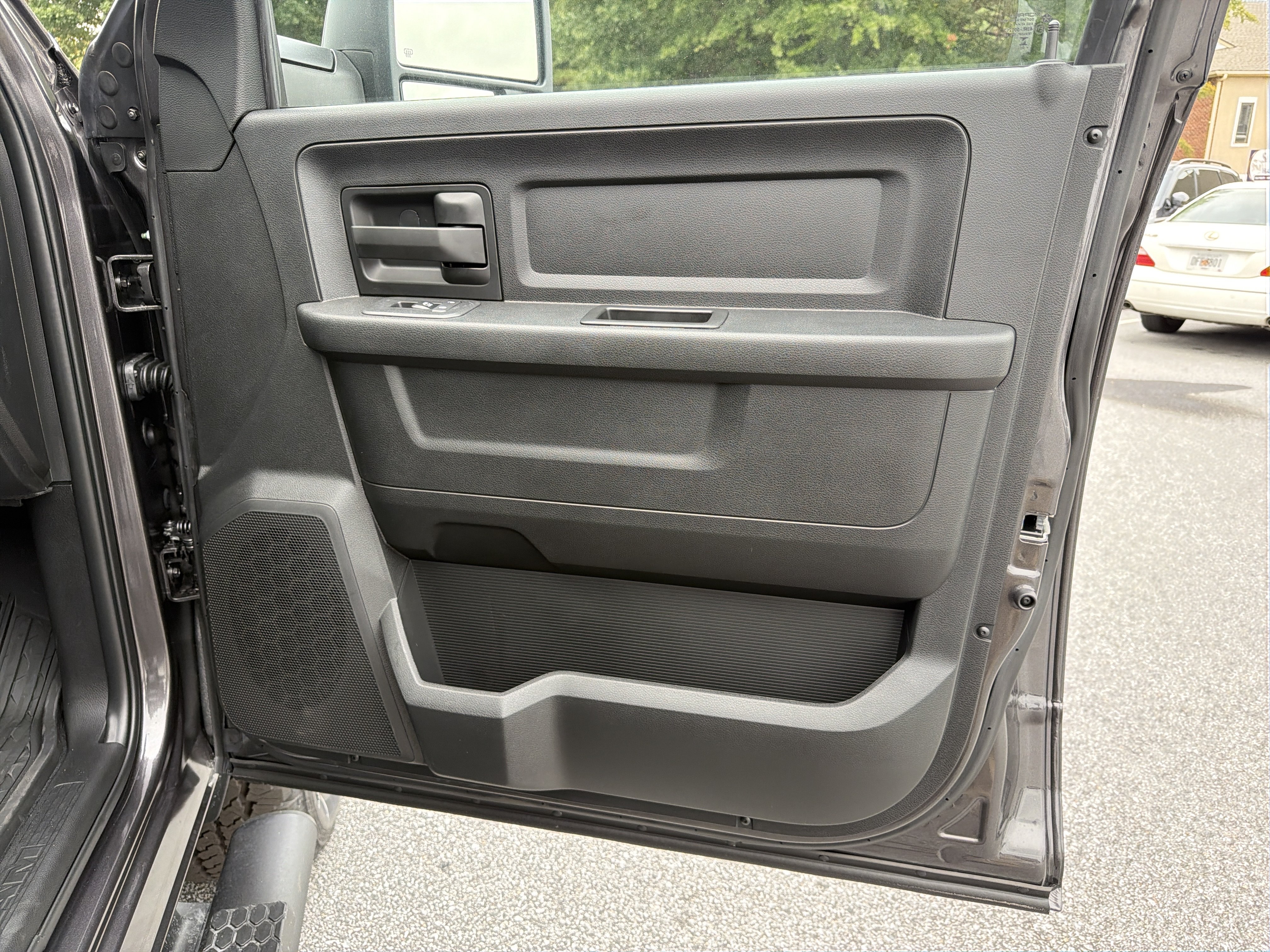 New 2026 RAM 2500 Tradesman AWD/4WD image 13