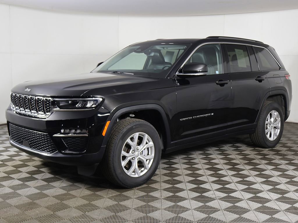 Used 2023 Jeep Grand Cherokee Limited AWD/4WD image 10