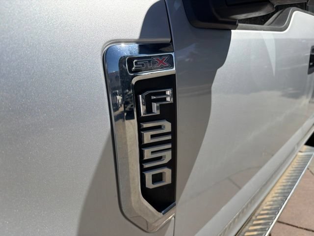 Used 2017 Ford F250 XL w/ STX Appearance Package AWD/4WD image 12