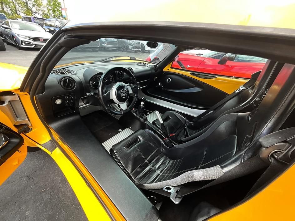 Used 2005 Lotus Elise RWD image 24