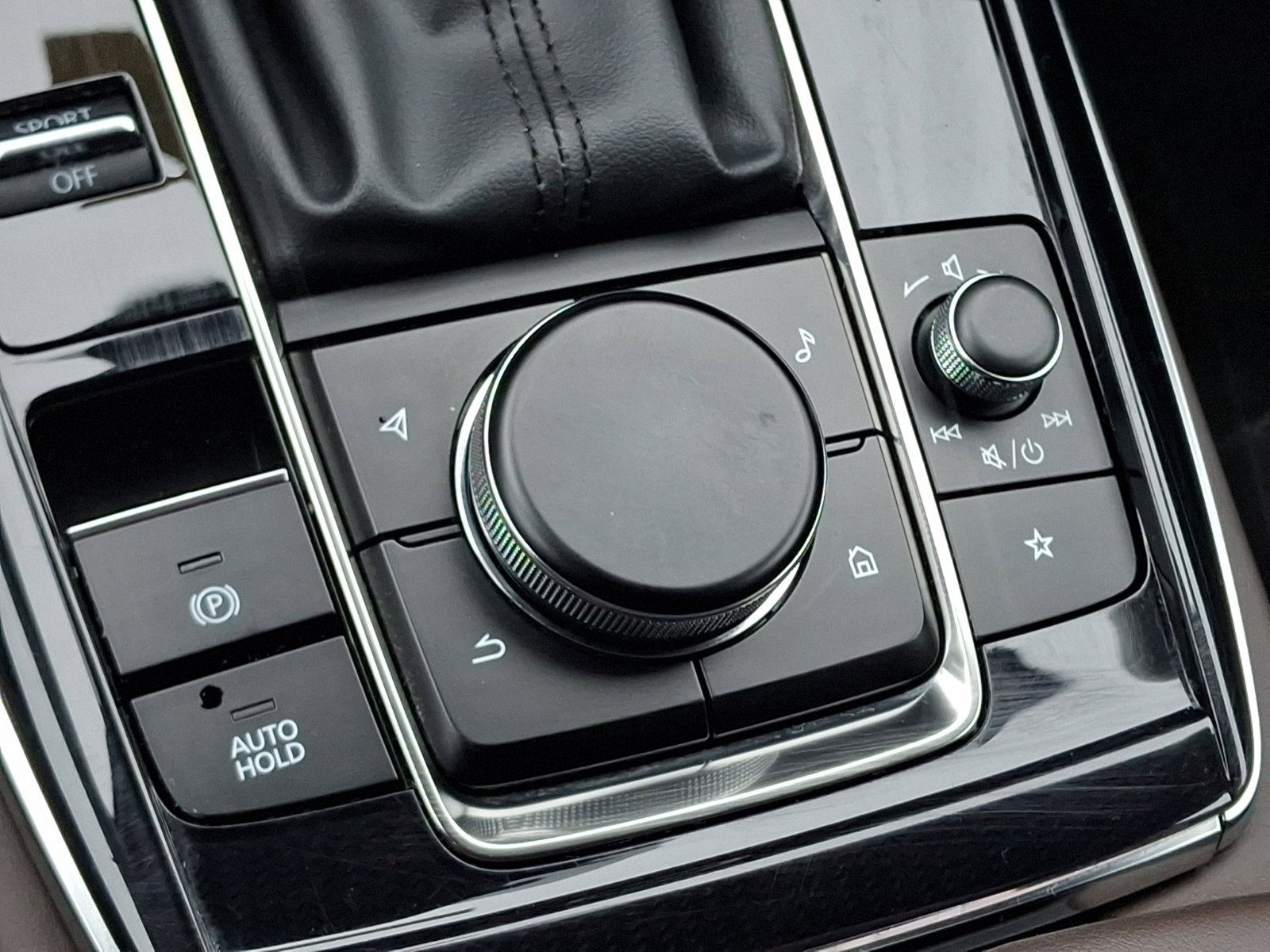 Certified 2023 MAZDA CX-30 AWD 2.5 S w/ Premium Package image 27