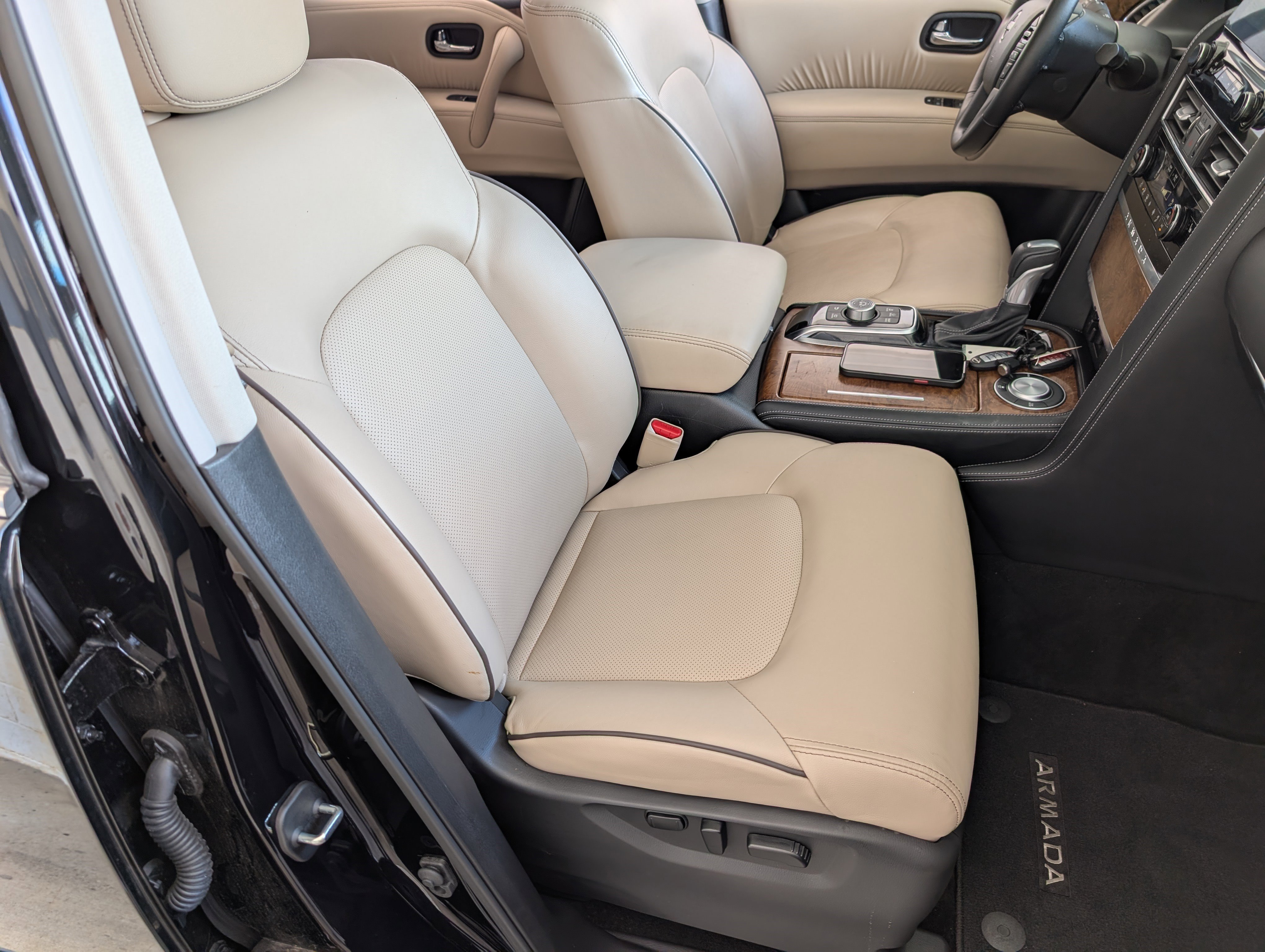 Used 2024 Nissan Armada SL w/ Cargo Package image 21