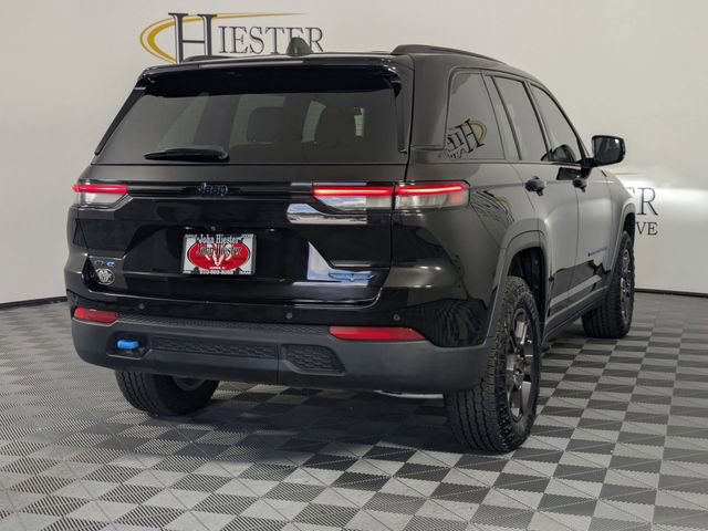 Used 2024 Jeep Grand Cherokee Trailhawk AWD/4WD image 2