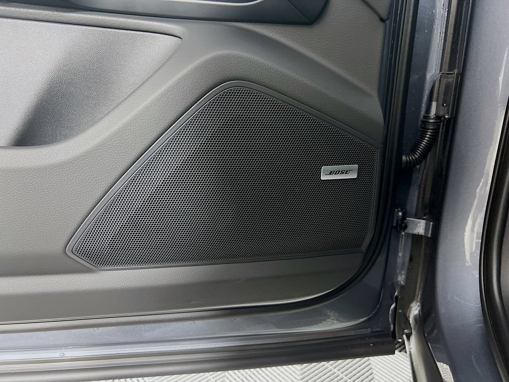 New 2026 Porsche Cayenne Coupe AWD/4WD image 21