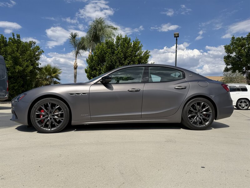Used 2020 Maserati Ghibli S GranSport RWD image 2