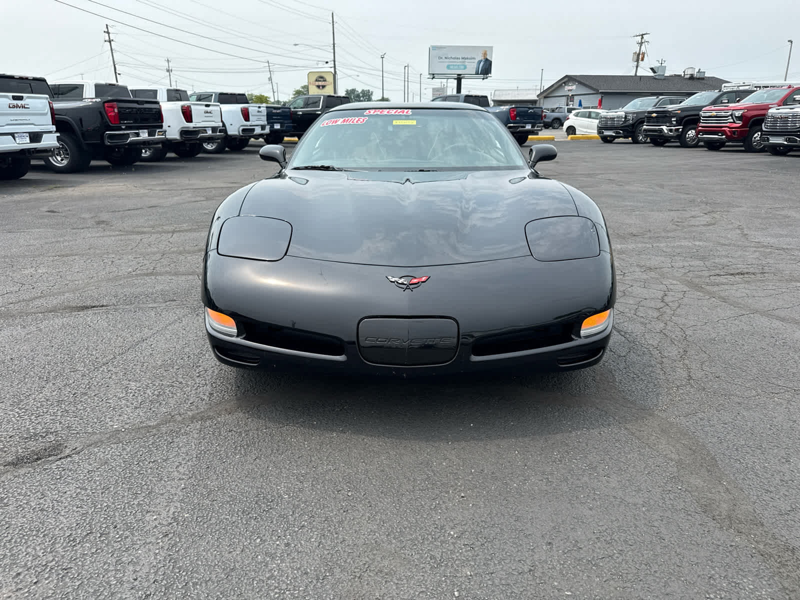 Used 2002 Chevrolet Corvette Coupe w/ Preferred Equipment Group1 RWD image 8