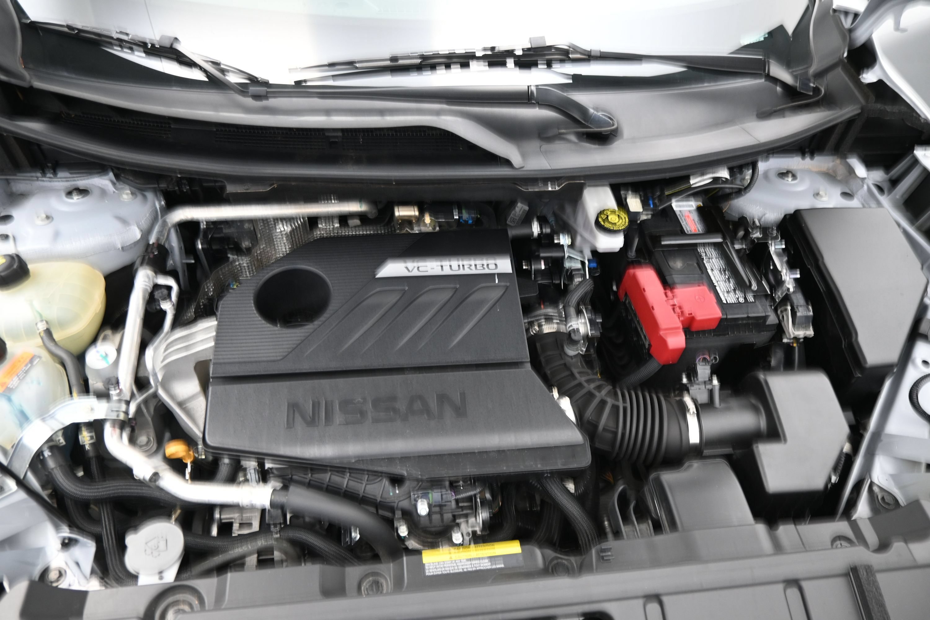 Used 2025 Nissan Rogue SV FWD image 25