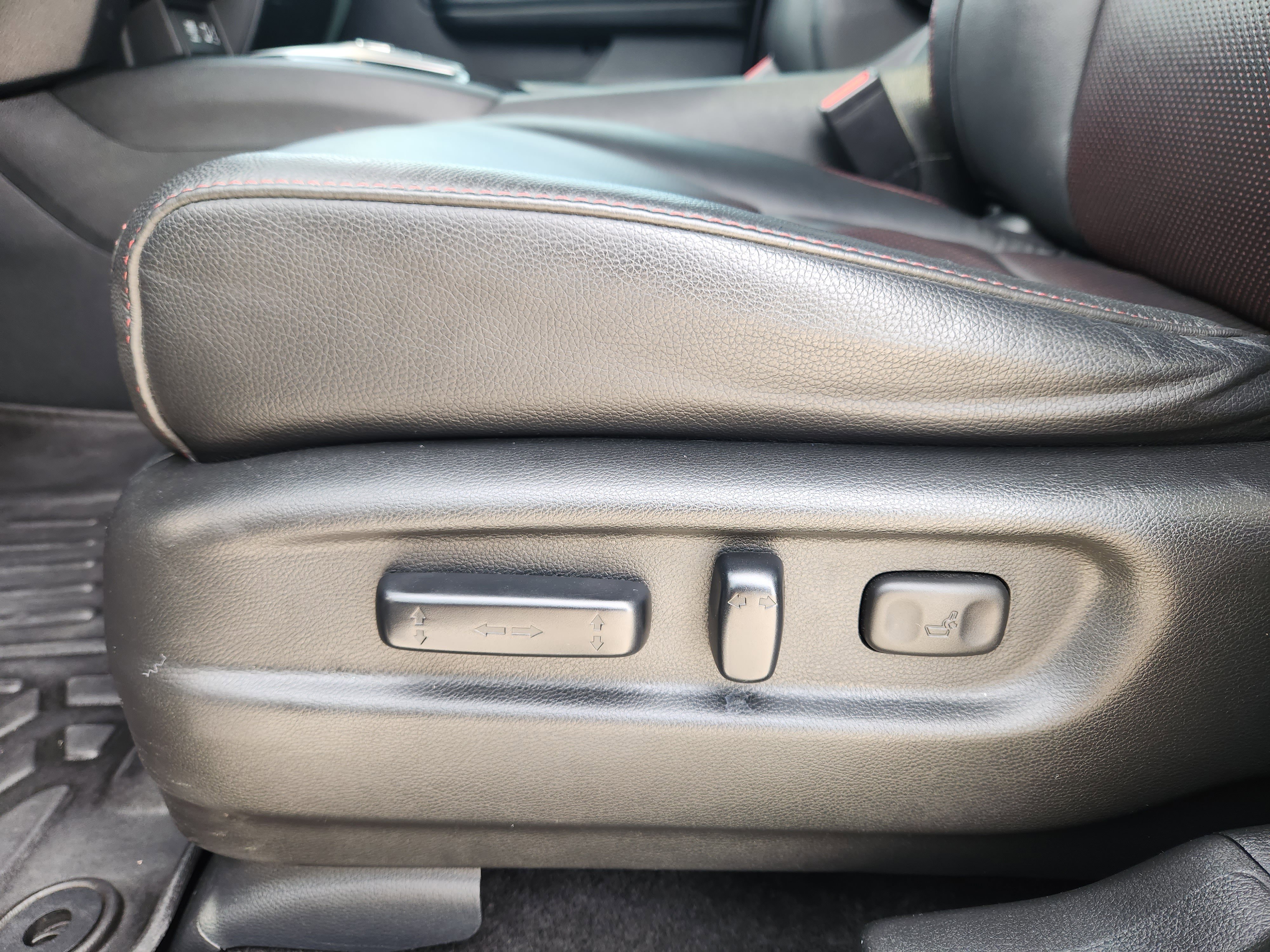 Used 2020 Honda Ridgeline Black Edition image 24