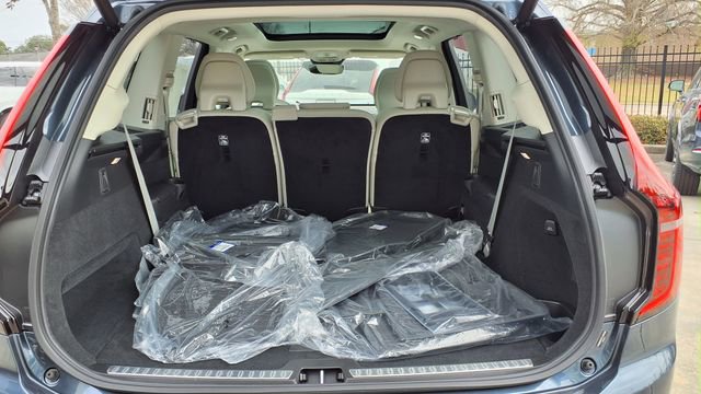 New 2026 Volvo XC90 B6 Ultra w/ Protection Package image 9