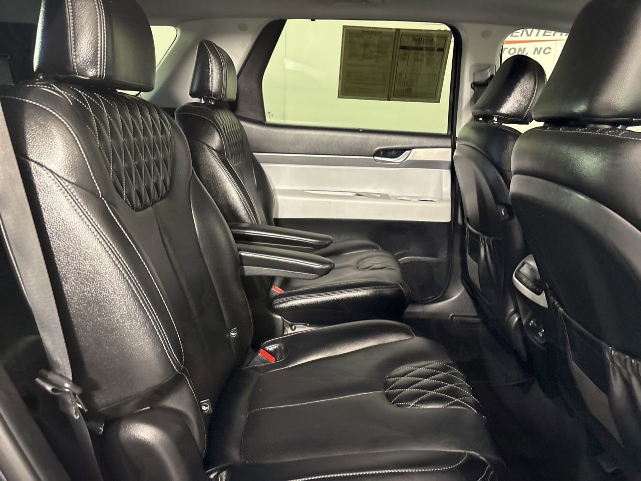 Used 2020 Hyundai Palisade SEL w/ Convenience Package image 27