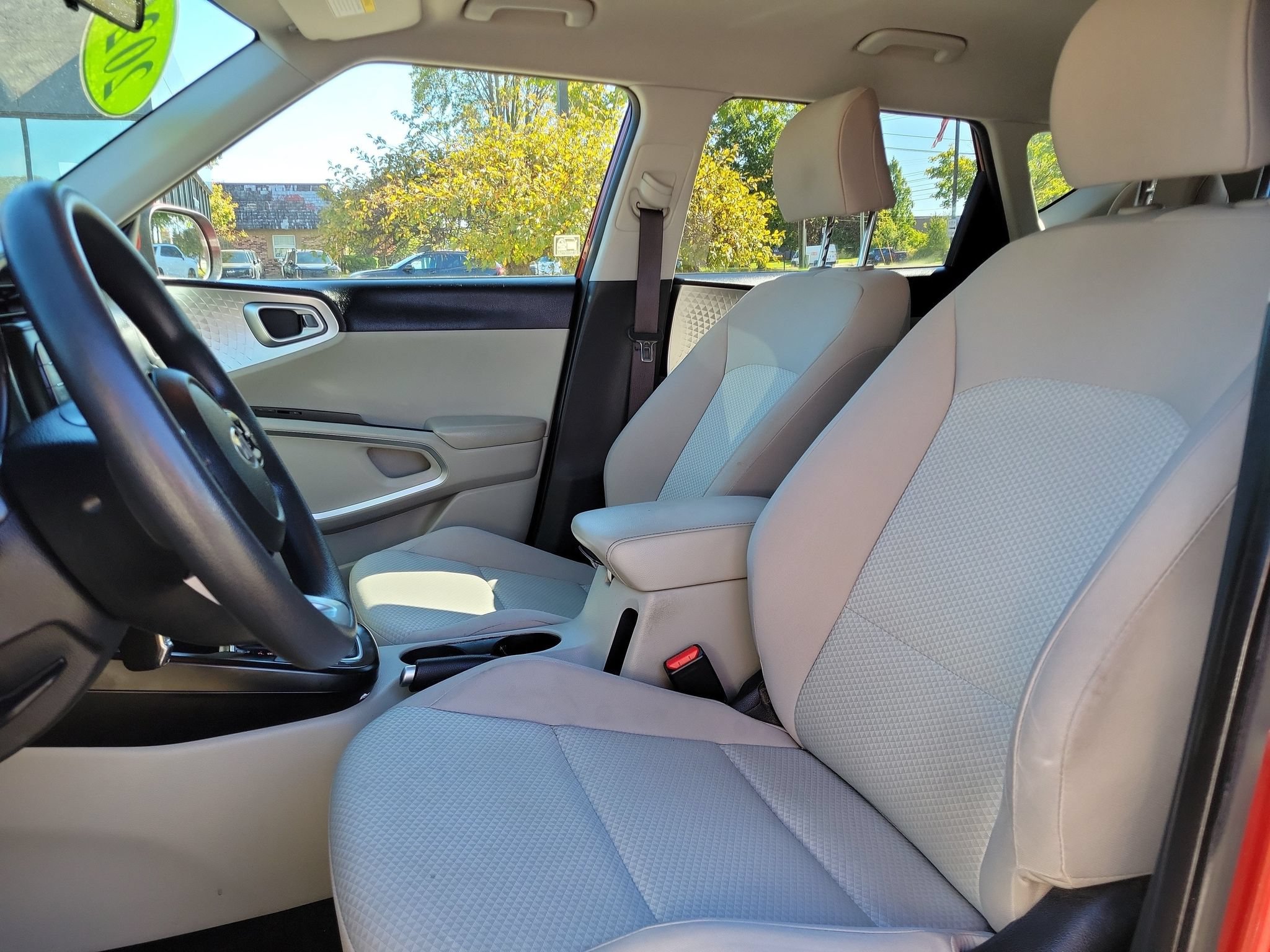 Used 2020 Kia Soul LX FWD image 5