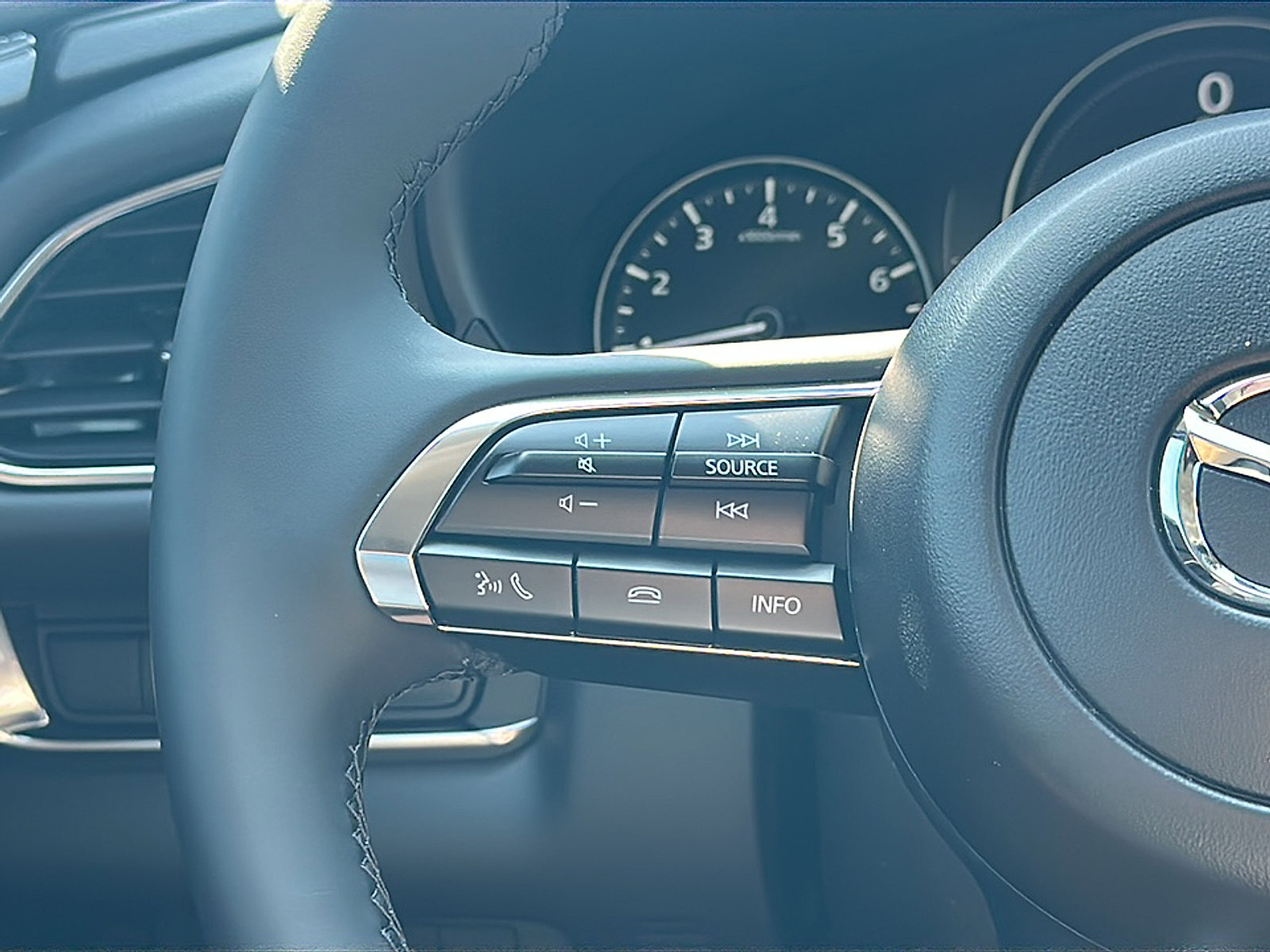 New 2025 MAZDA CX-30 AWD 2.5 S w/ Preferred Package image 19