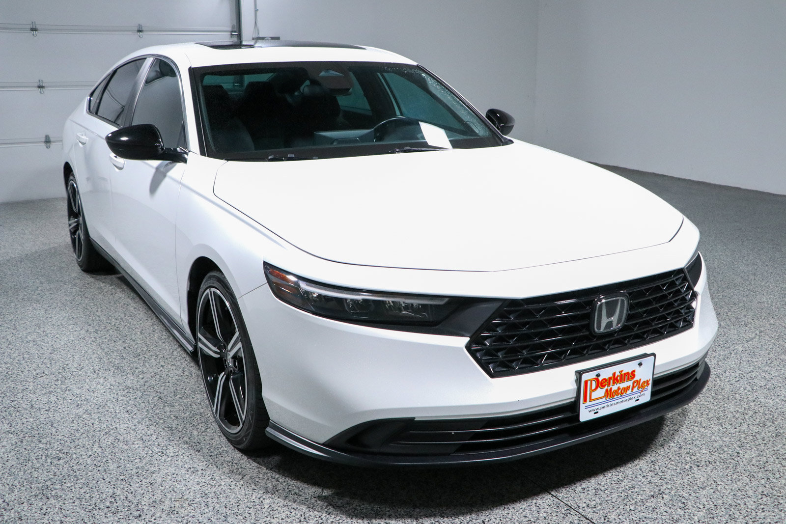Used 2023 Honda Accord Sport image 5