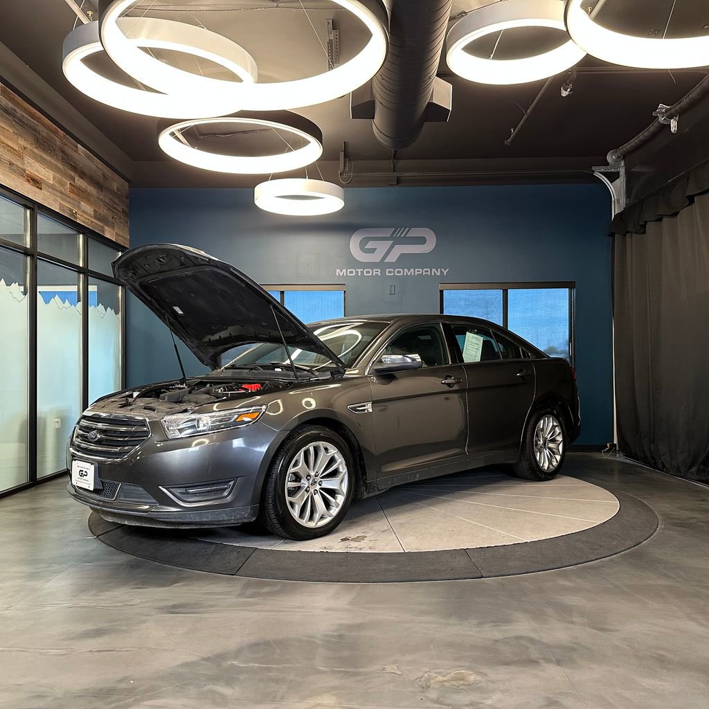 Used 2018 Ford Taurus Limited FWD image 24