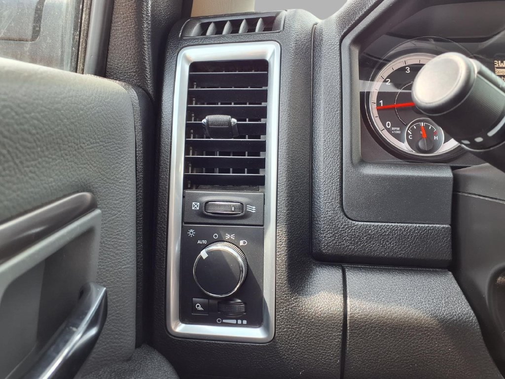 Used 2024 RAM 1500 Classic SLT RWD image 18
