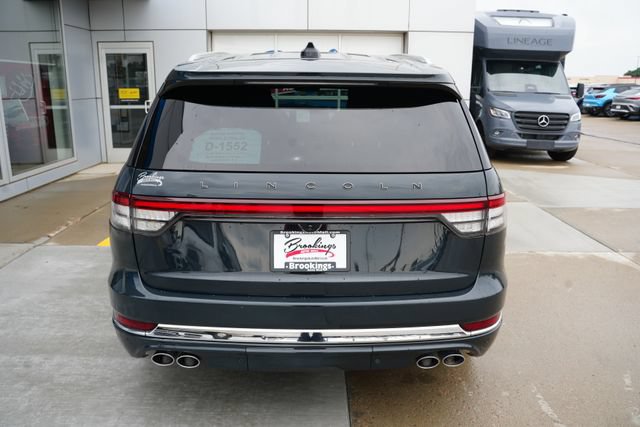 Used 2025 Lincoln Aviator Black Label AWD/4WD image 39