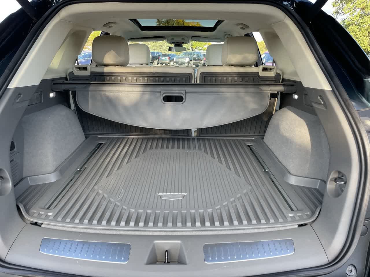 Certified 2024 Cadillac XT5 Premium Luxury AWD/4WD image 17