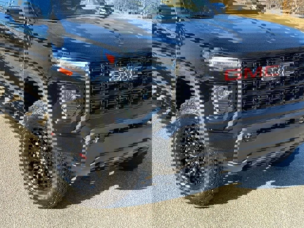 New 2026 GMC Canyon Elevation w/ Convenience Package image 6