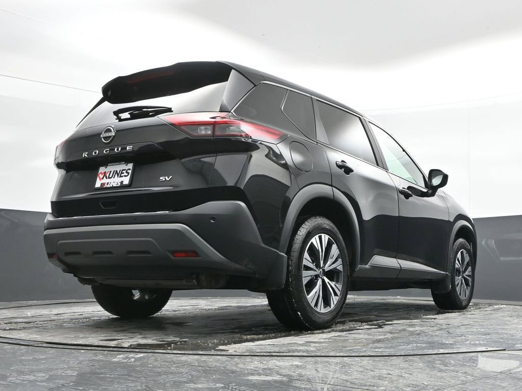 Used 2023 Nissan Rogue SV image 43