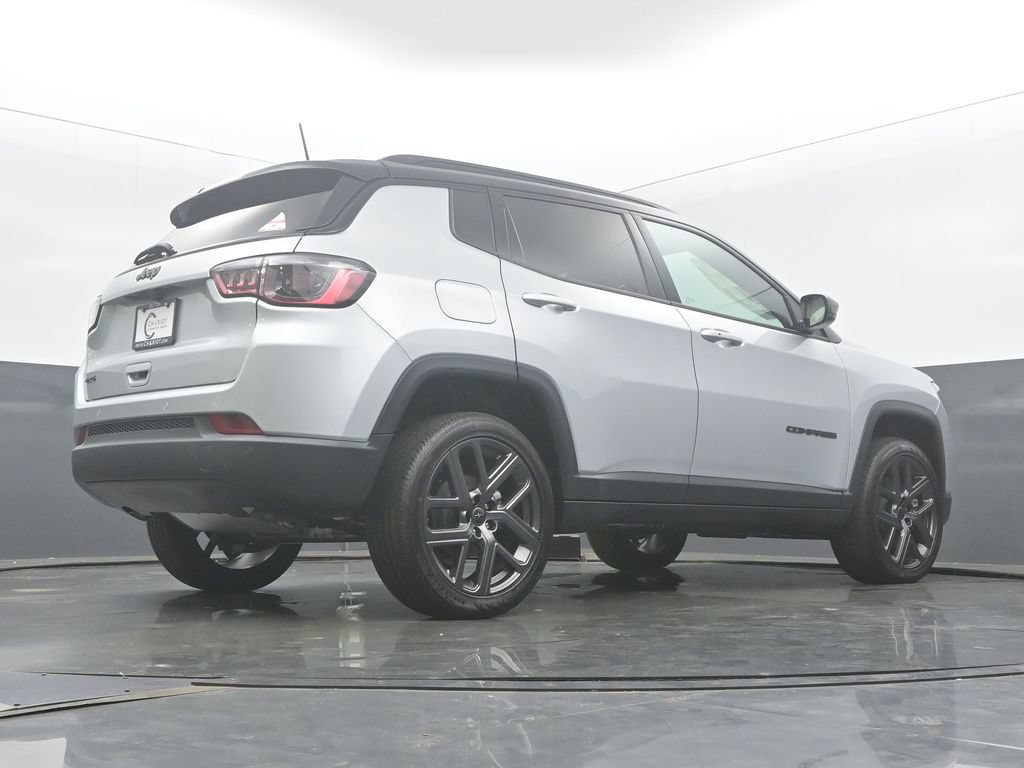 New 2026 Jeep Compass Limited w/ Sun, Sound & Navigation Group AWD/4WD image 49
