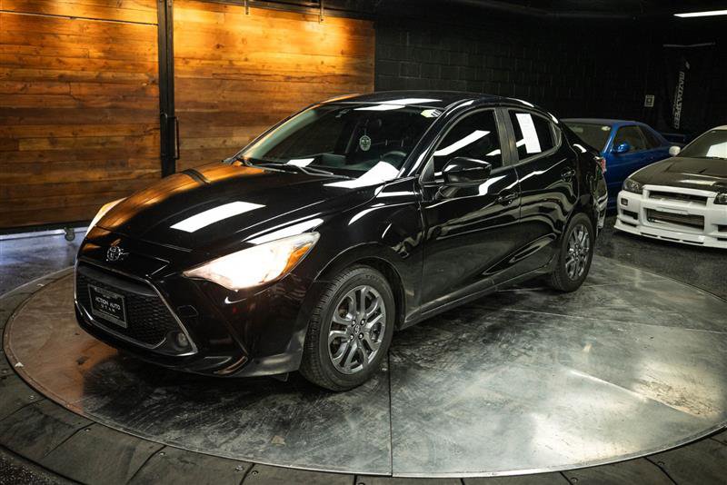 Used 2019 Toyota Yaris LE FWD image 2